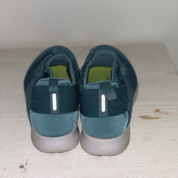 Nike Free Running Shoes - Picture 4 of 7